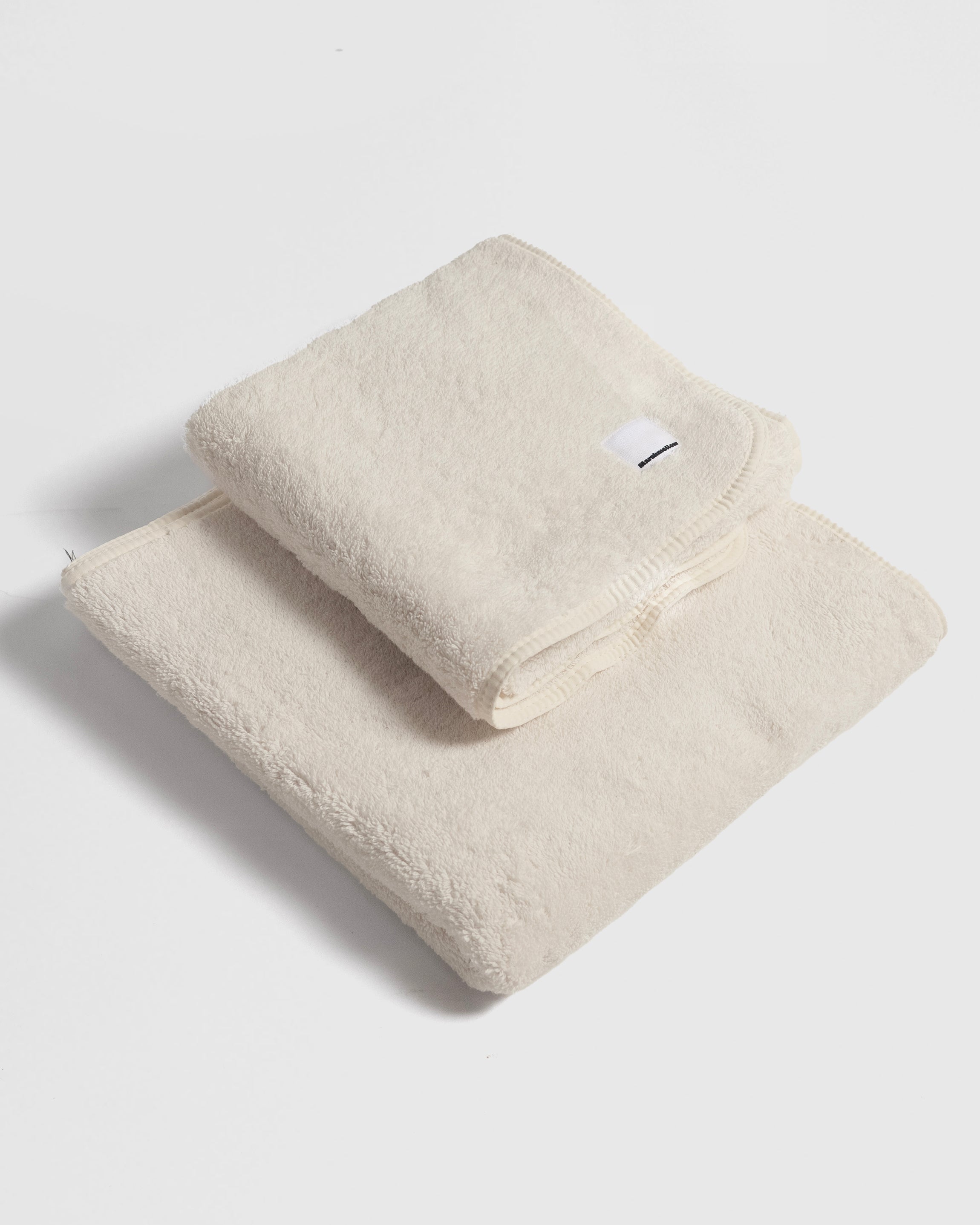 Serviette de bain épaisse (blanc neige)