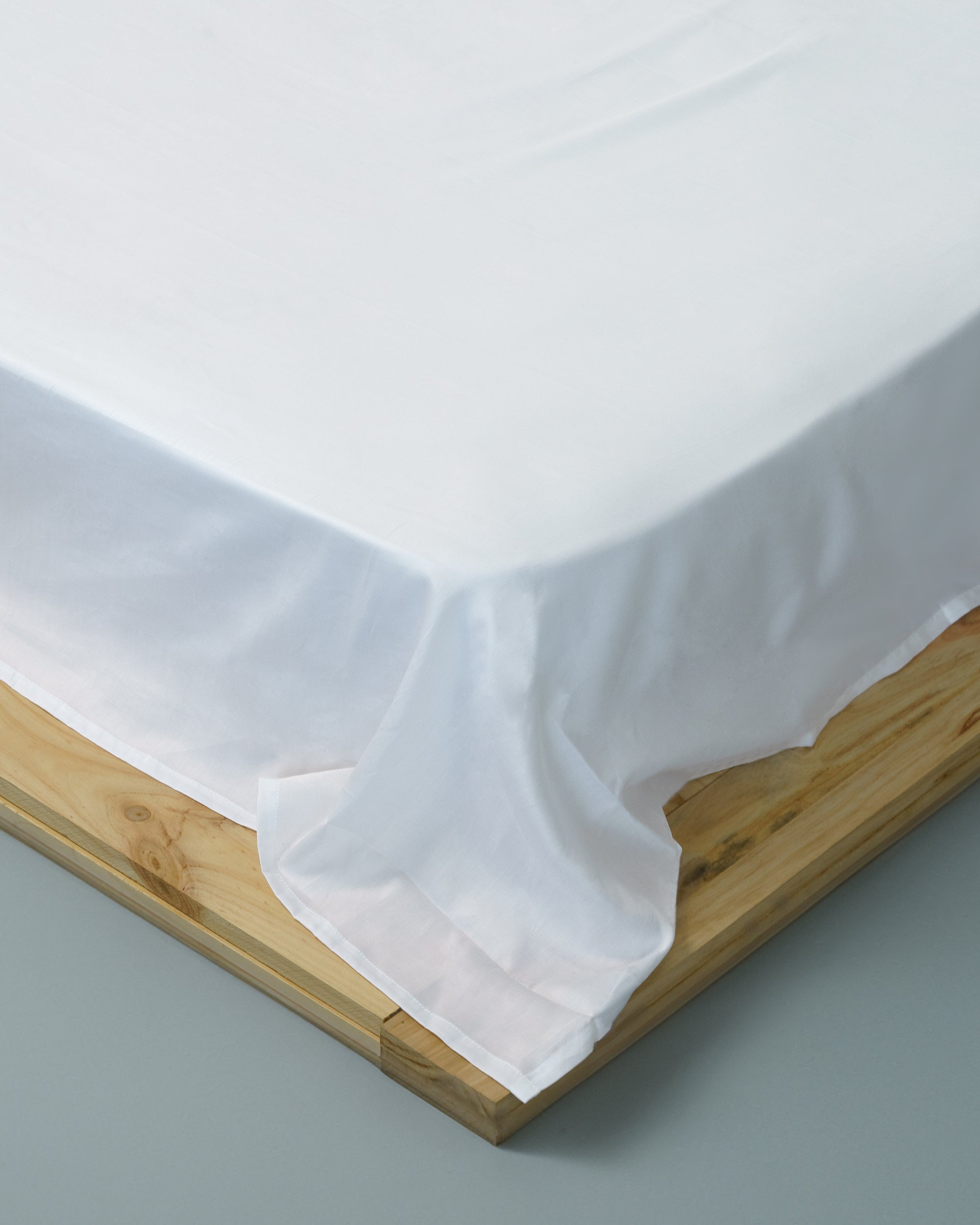 Flat sheet - 300 thread count sateen (White)