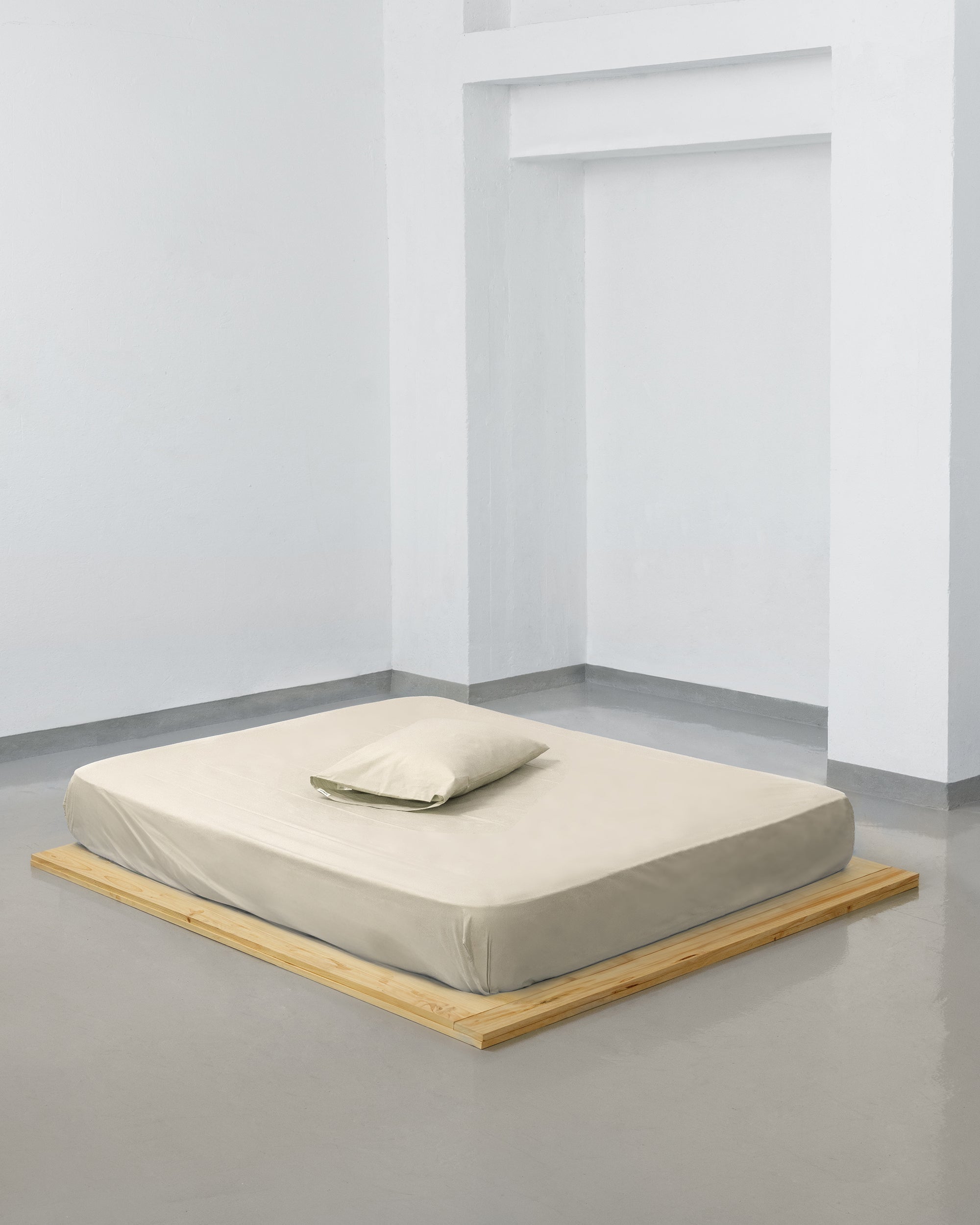 Pillowcase - 200 thread count percale (Light Yellow)