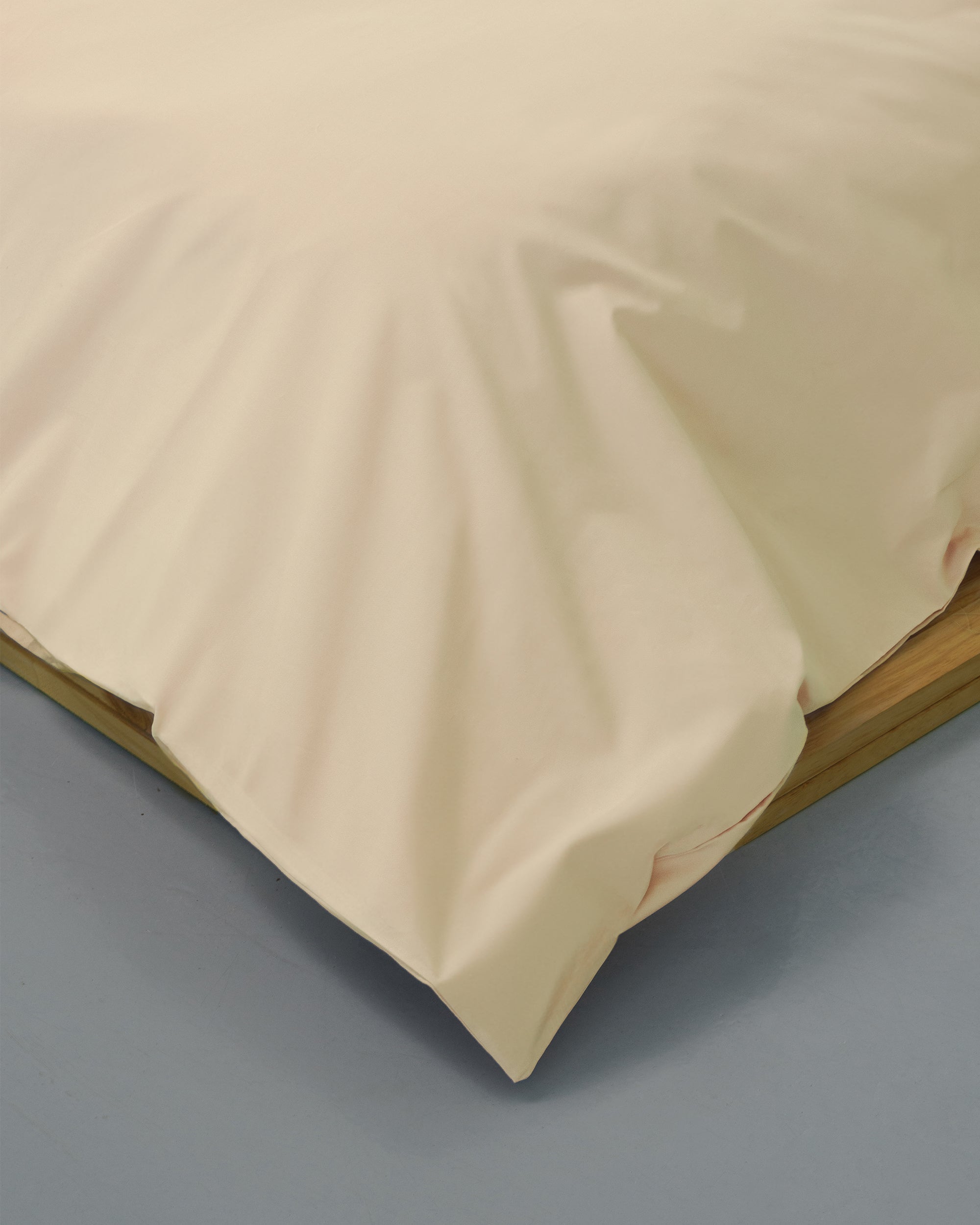 Duvet cover - 200 thread count percale (Light Yellow)