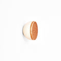Patère/Bouton Mural Rond en Hêtre et Céramique – Taches Orange Terre Cuite